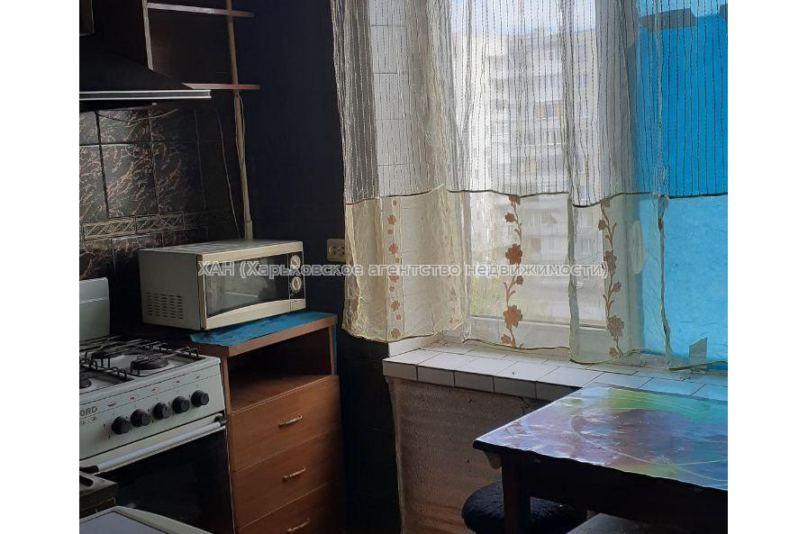 Здам квартиру, Гвардейцев Широнинцев ул. , 2 кім., 47 м², косметический ремонт 
