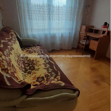 Сдам квартиру, Гвардейцев Широнинцев ул. , 2  ком., 47 м², косметический ремонт 