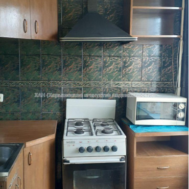 Сдам квартиру, Гвардейцев Широнинцев ул. , 2  ком., 47 м², косметический ремонт 