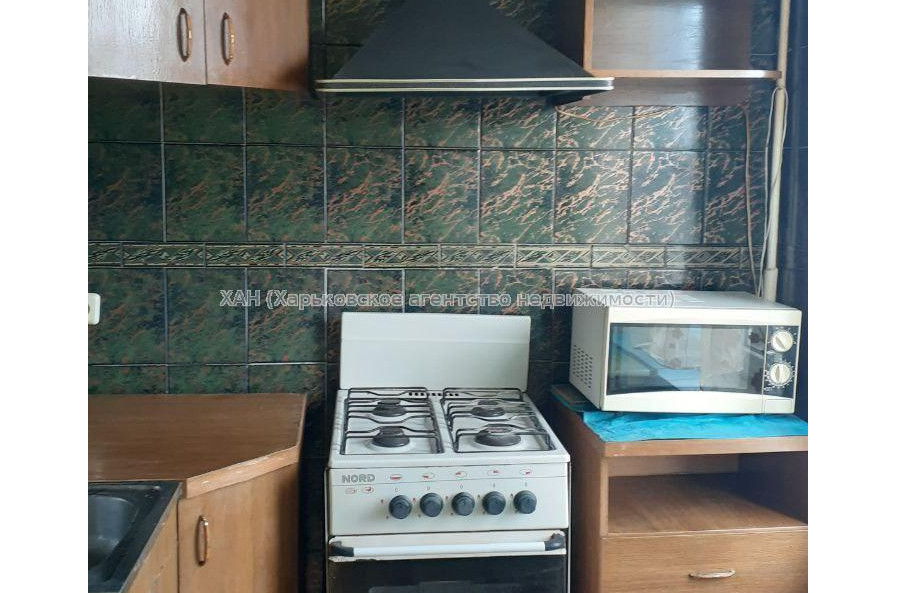 Здам квартиру, Гвардейцев Широнинцев ул. , 2 кім., 47 м², косметический ремонт 