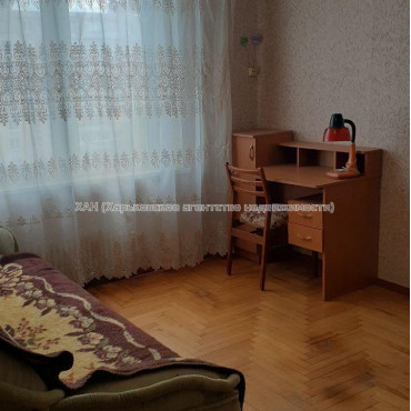 Сдам квартиру, Гвардейцев Широнинцев ул. , 2  ком., 47 м², косметический ремонт 