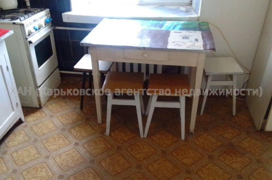 Продам квартиру, Архитектора Алёшина просп. , 2  ком., 52 м², косметический ремонт 