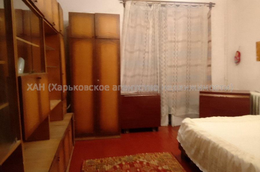 Продам квартиру, Архитектора Алёшина просп. , 2 кім., 52 м², косметический ремонт 