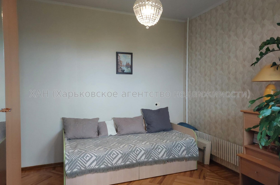 Продам квартиру, Северина Потоцкого ул. , 3 кім., 60 м², косметический ремонт 