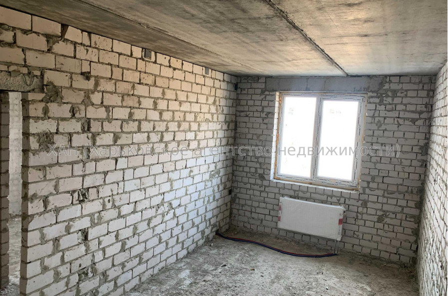 Продам квартиру, Шевченковский пер. , 1  ком., 41 м², без внутренних работ 