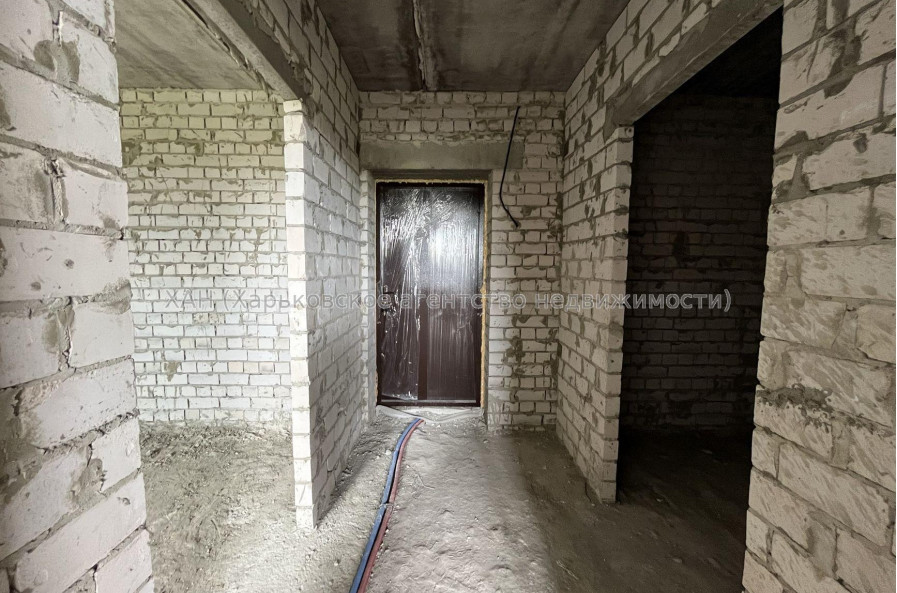Продам квартиру, Шевченковский пер. , 1  ком., 41 м², без внутренних работ 