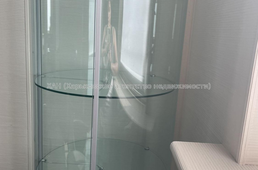 Сдам нежилую недвижимость, парикмахерская , 1  ком., 20.10 м², евроремонт 