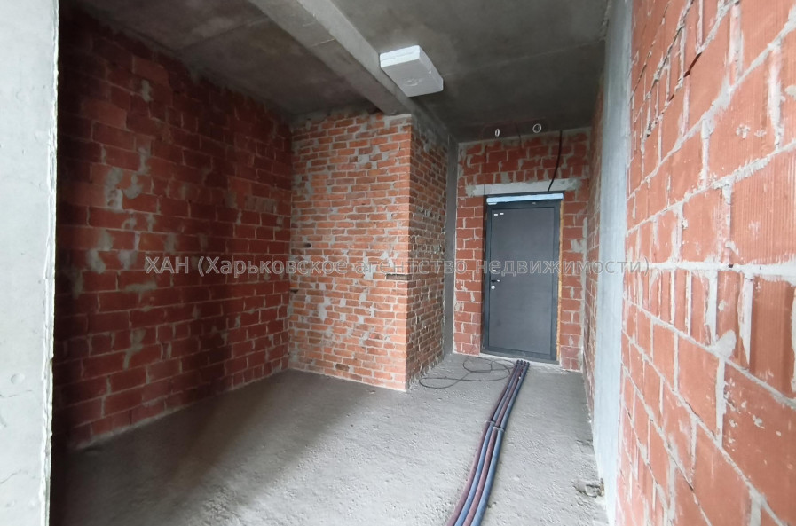 Продам квартиру, Сокольниковская ул. , 26 , 3 кім., 99.50 м², без внутренних работ 