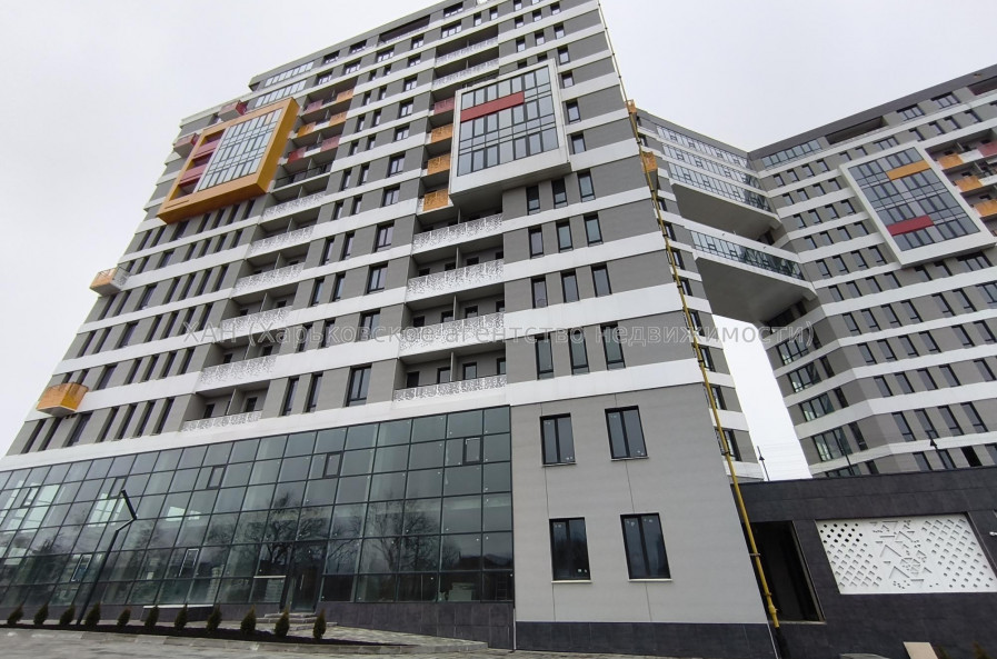 Продам квартиру, Сокольниковская ул. , 26 , 3 кім., 99.50 м², без внутренних работ 