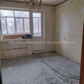 Продам квартиру, Волонтерская ул. , 4  ком., 83.90 м², без ремонта