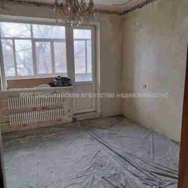 Продам квартиру, Волонтерская ул. , 4  ком., 83.90 м², без ремонта 