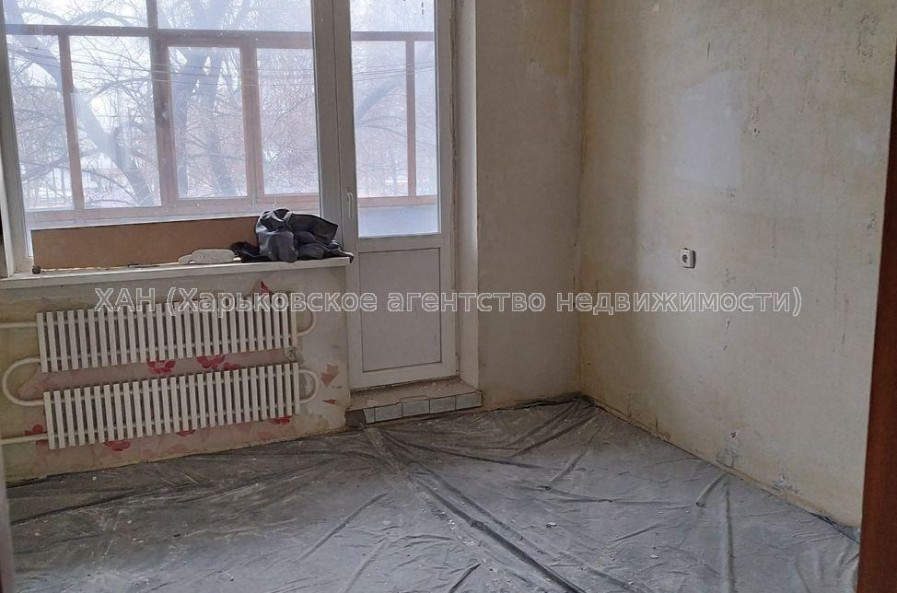 Продам квартиру, Волонтерская ул. , 4 кім., 83.90 м², без ремонта 
