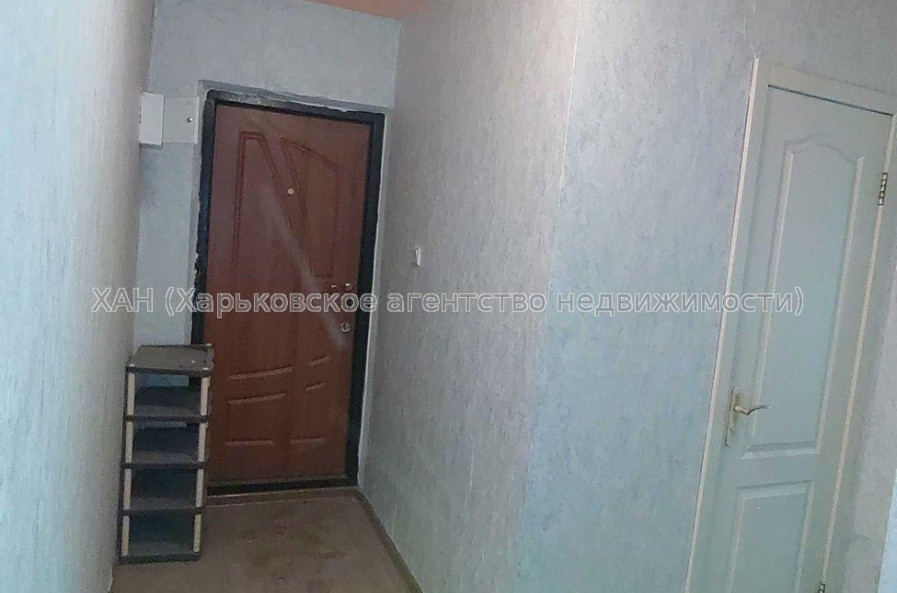 Продам квартиру, Деревянко Алексея ул. , 2 кім., 42 м², косметический ремонт 