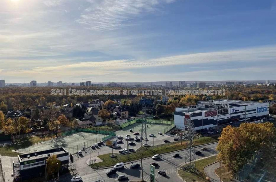 Продам квартиру, Сокольницкая ул. , 3  ком., 99 м², без внутренних работ 
