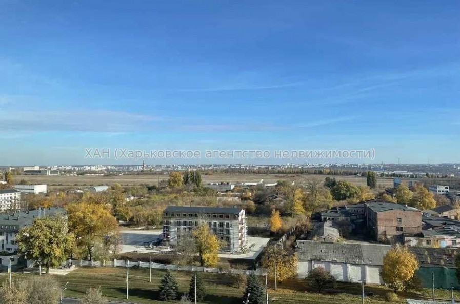 Продам квартиру, Сокольницкая ул. , 3  ком., 99 м², без внутренних работ 