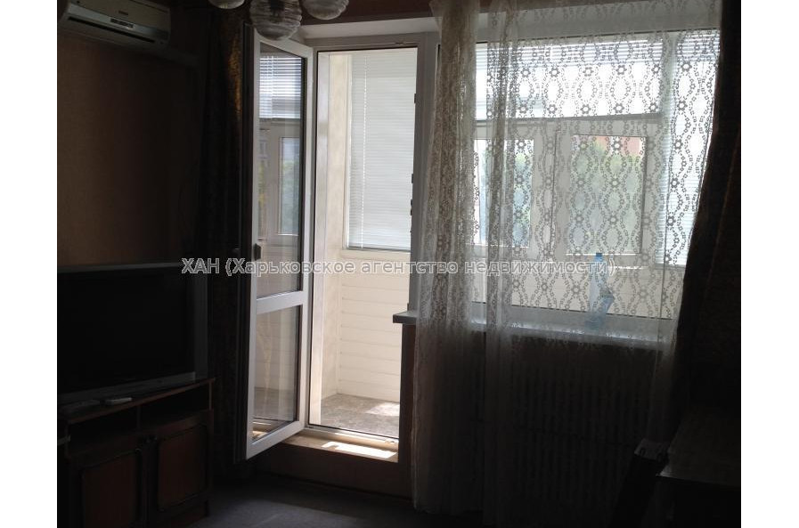 Сдам квартиру, Соборности Украины ул. , 1  ком., 36 м², косметический ремонт 