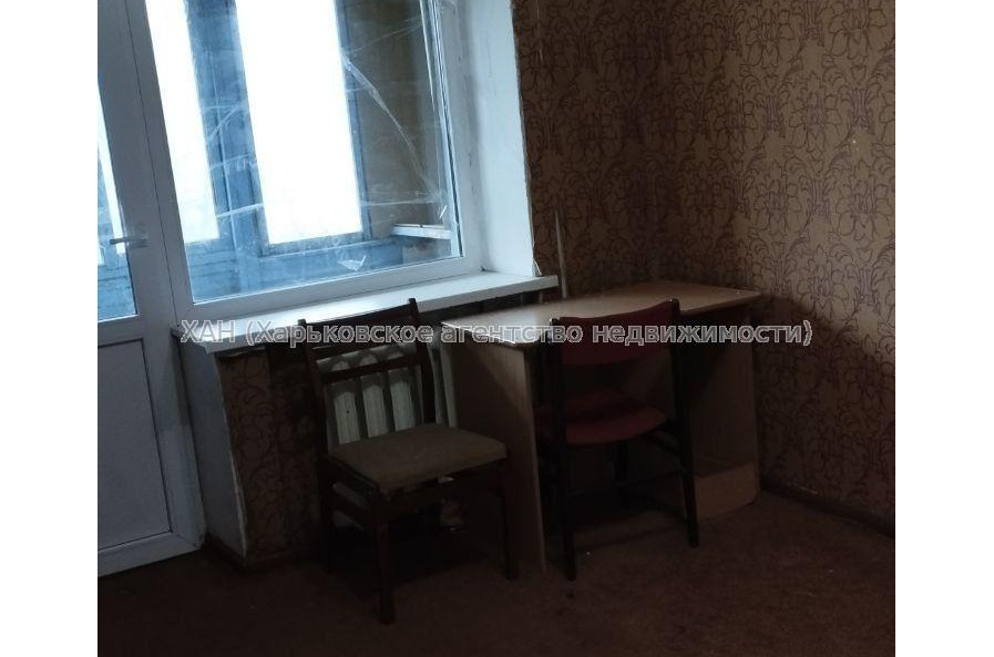 Продам квартиру, Зерновой пер. , 1 кім., 27 м², косметический ремонт 