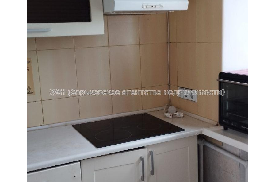 Продам квартиру, Зерновой пер. , 1 кім., 27 м², косметический ремонт 