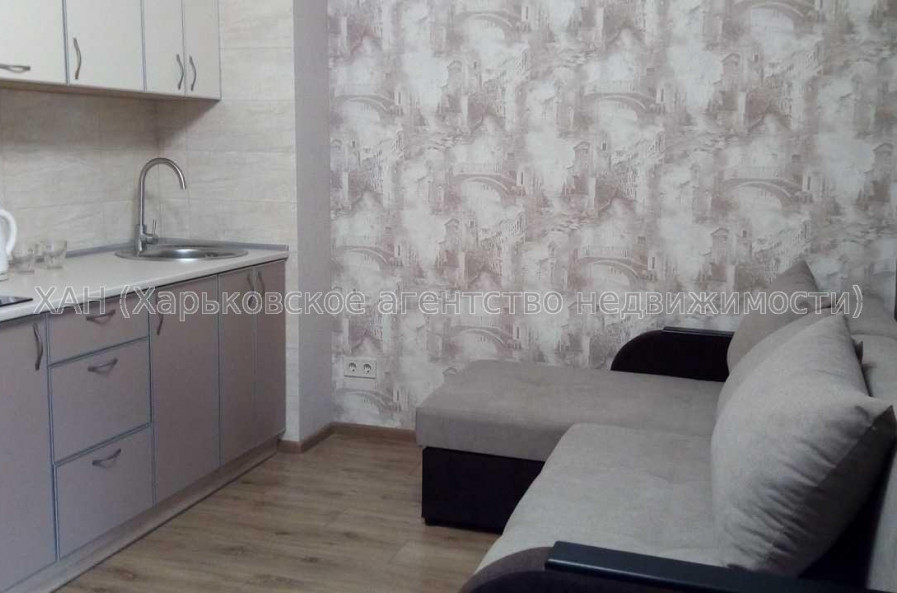 Продам квартиру, Индустриальный просп. , 1  ком., 20.30 м², капитальный ремонт 