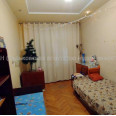Продам квартиру, Гимназическая наб. , 2  ком., 57 м², частичный ремонт 