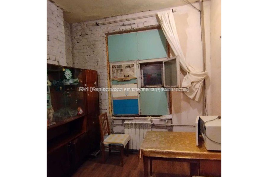 Продам квартиру, Гимназическая наб. , 2  ком., 57 м², частичный ремонт 