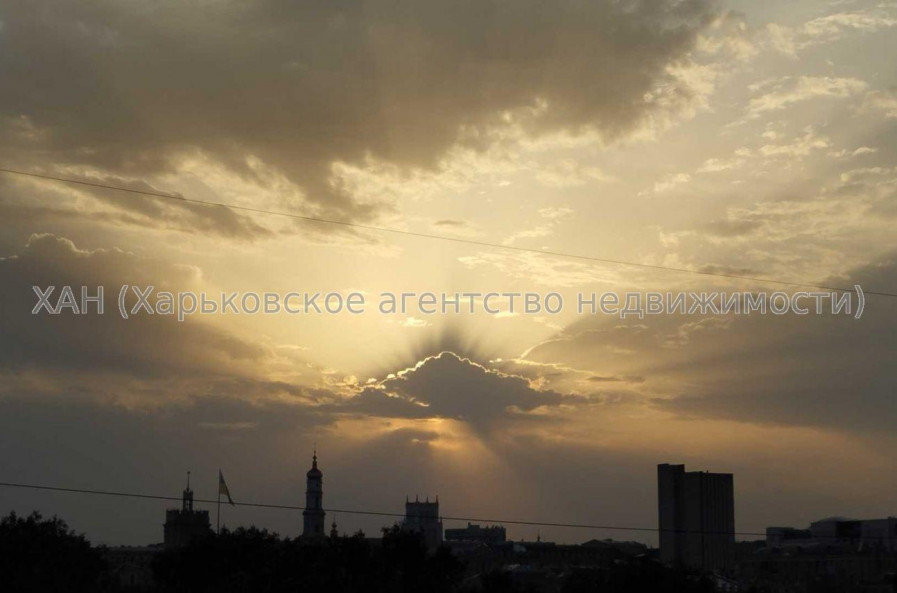 Продам квартиру, Гимназическая наб. , 2  ком., 57 м², частичный ремонт 