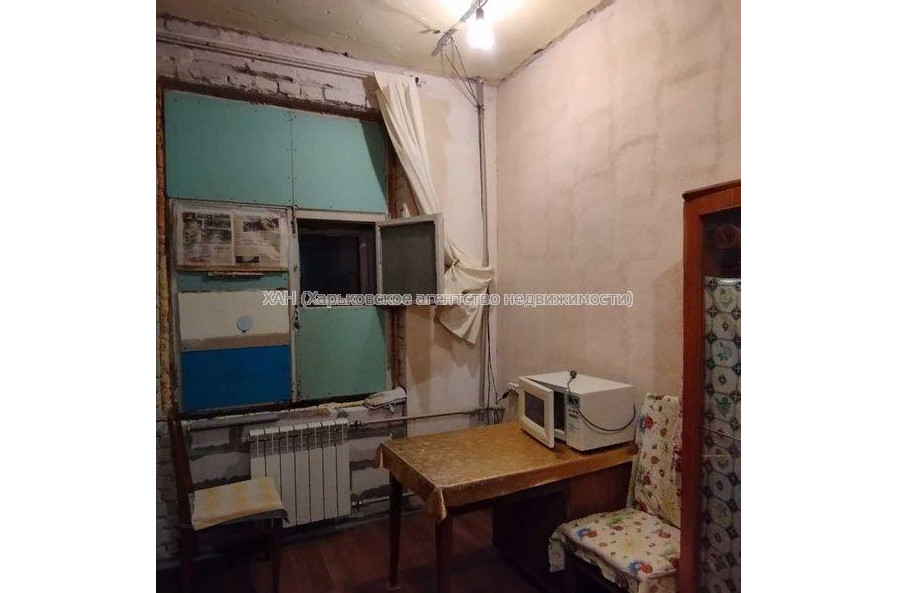 Продам квартиру, Гимназическая наб. , 2  ком., 57 м², частичный ремонт 