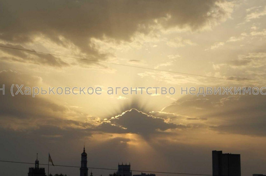 Продам квартиру, Гимназическая наб. , 2  ком., 57 м², частичный ремонт 