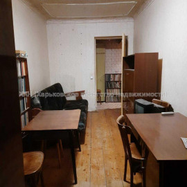 Продам квартиру, Шекспира ул. , 2 кім., 44 м², советский ремонт