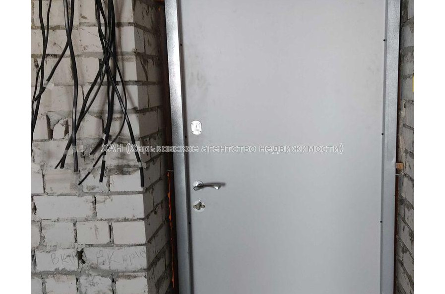 Продам квартиру, Шевченко ул. , 1  ком., 37 м², частичный ремонт 
