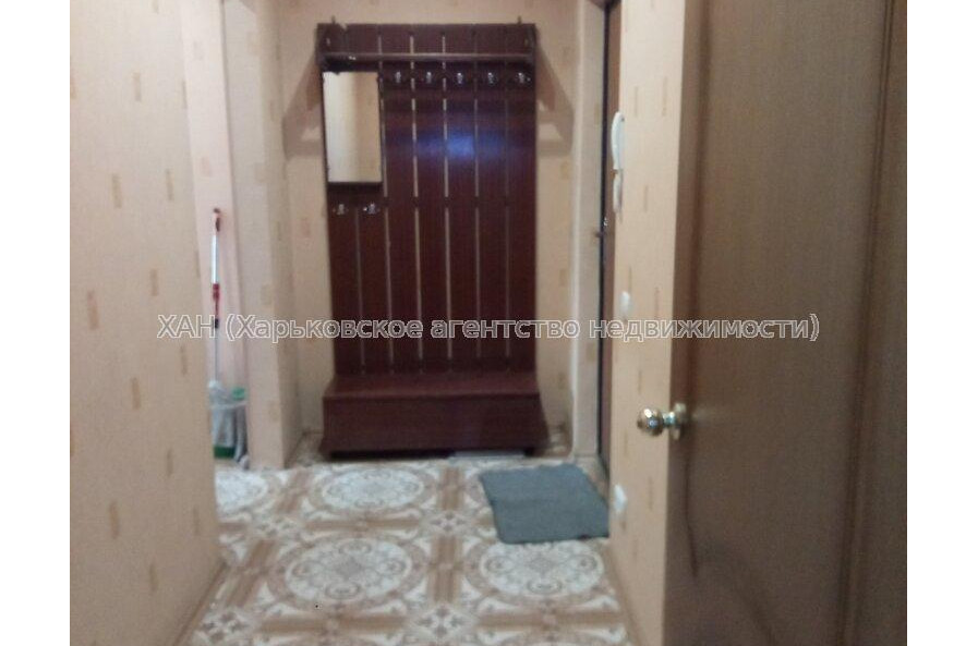 Продам квартиру, Космическая ул. , 1 кім., 39 м², капитальный ремонт 