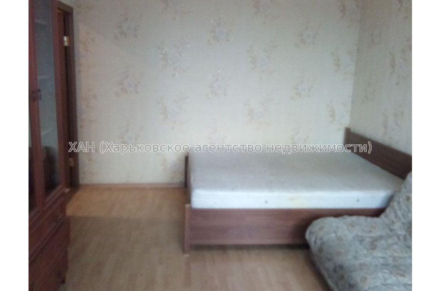 Продам квартиру, Космическая ул. , 1 кім., 39 м², капитальный ремонт 