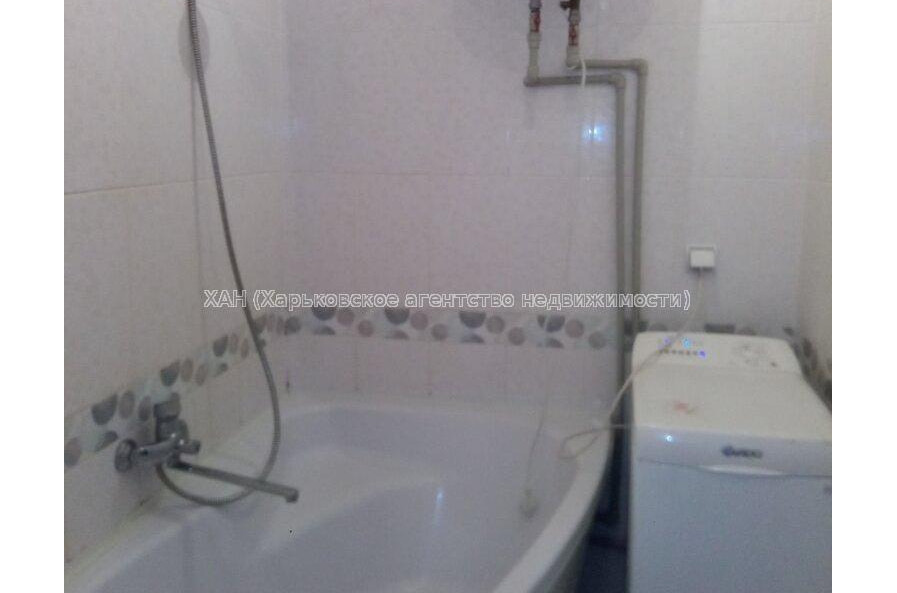 Продам квартиру, Космическая ул. , 1 кім., 39 м², капитальный ремонт 