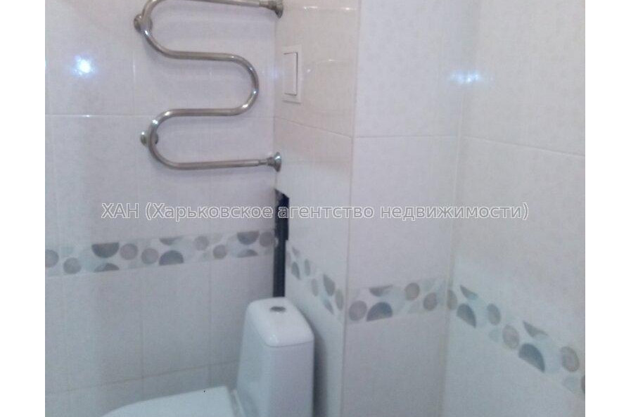 Продам квартиру, Космическая ул. , 1 кім., 39 м², капитальный ремонт 