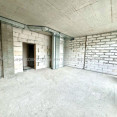 Продам нежитлову нерухомість, офис в офисном центре , 1 кім., 33.50 м², без внутренних работ 