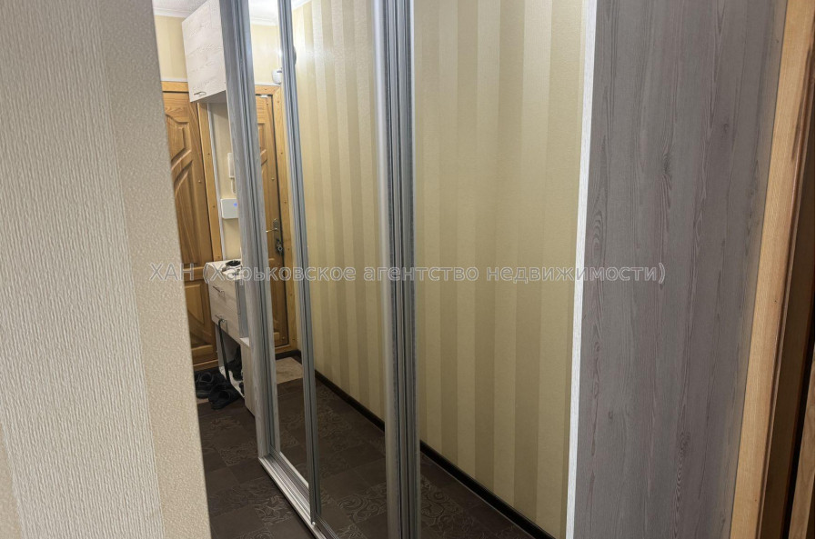 Продам квартиру, Гвардейцев Широнинцев ул. , 1 кім., 37.80 м², капитальный ремонт 