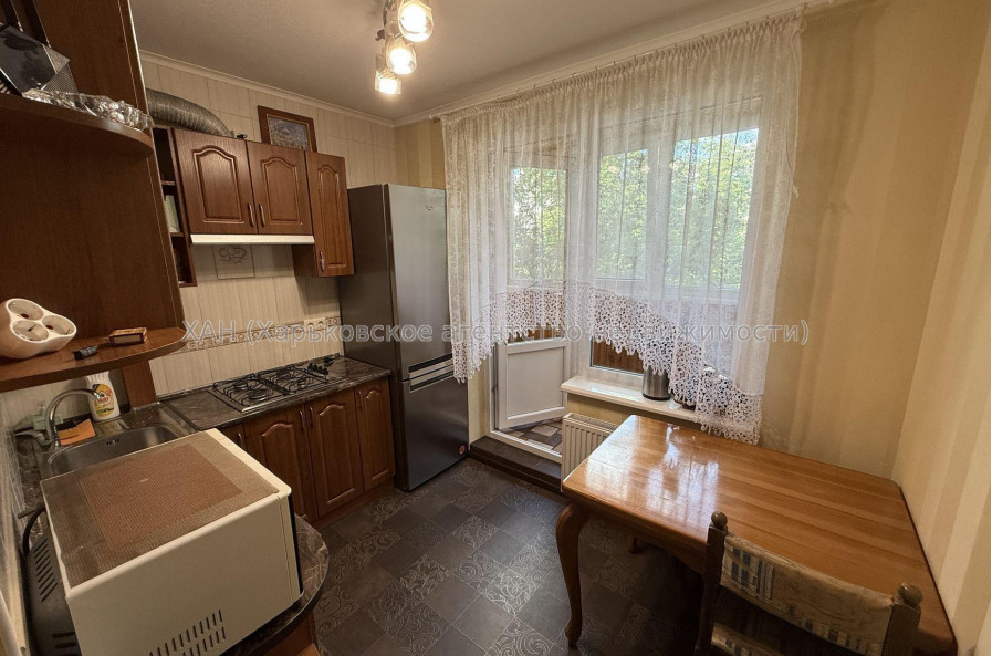 Продам квартиру, Гвардейцев Широнинцев ул. , 1 кім., 37.80 м², капитальный ремонт 