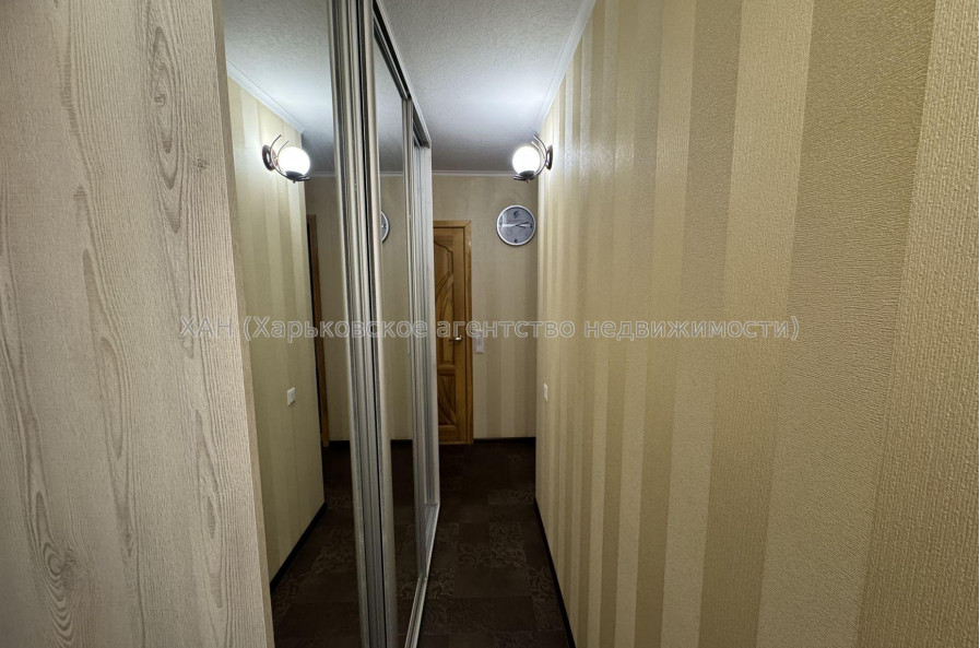 Продам квартиру, Гвардейцев Широнинцев ул. , 1 кім., 37.80 м², капитальный ремонт 