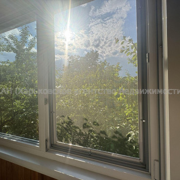 Продам квартиру, Гвардейцев Широнинцев ул. , 1  ком., 37.80 м², капитальный ремонт 