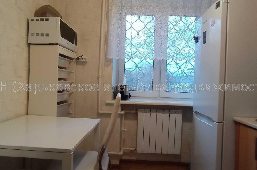 Продам квартиру, Крымская ул. , д. 6А , 3  ком., 61 м², капитальный ремонт 