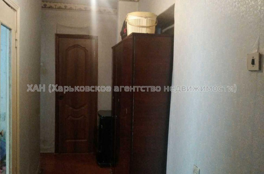 Продам квартиру, Алексеевская ул. , 1 кім., 37 м², косметический ремонт 