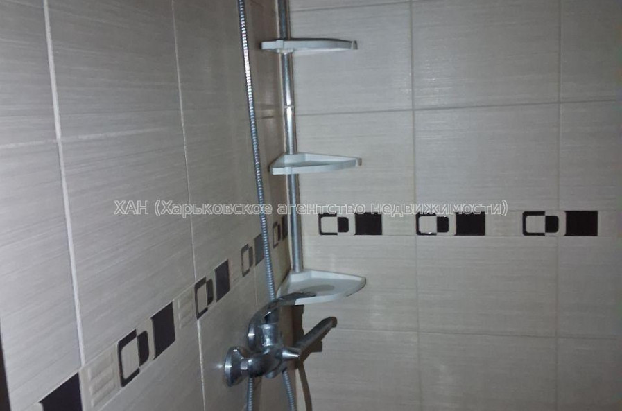 Продам квартиру, Гвардейцев Широнинцев ул. , 1  ком., 20 м², косметический ремонт 