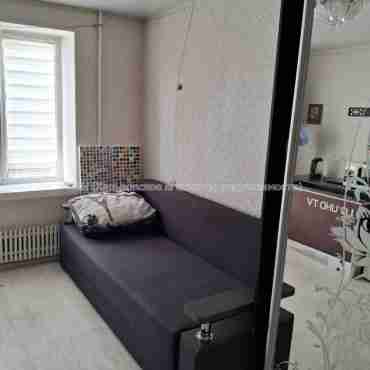 Продам квартиру, Гвардейцев Широнинцев ул. , 1  ком., 20 м², косметический ремонт 