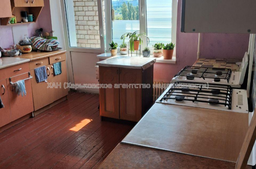 Продам квартиру, Гвардейцев Широнинцев ул. , 1  ком., 20 м², косметический ремонт 