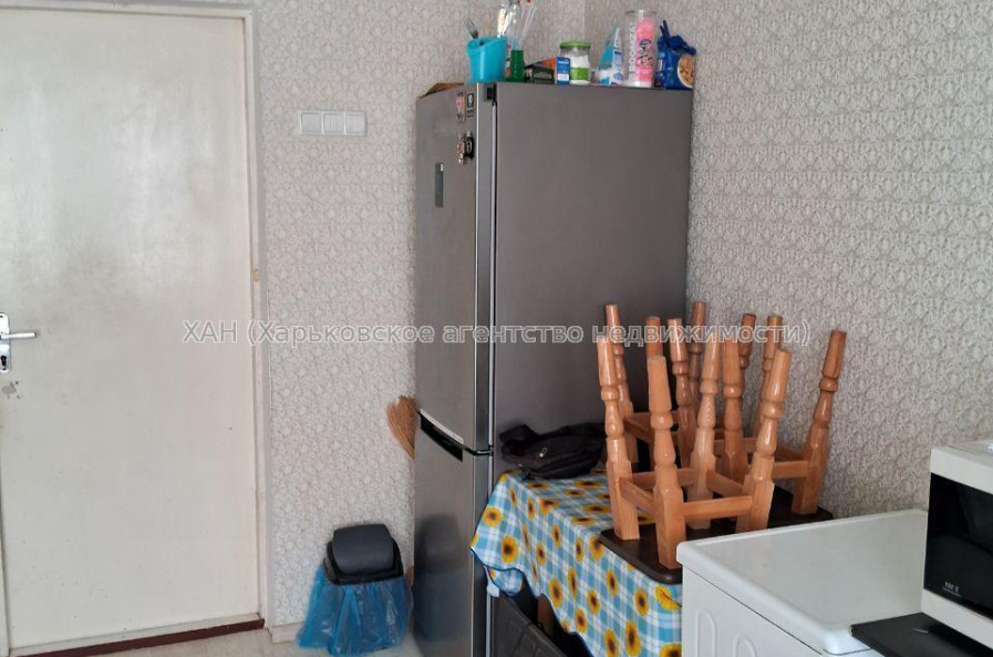 Продам квартиру, Гвардейцев Широнинцев ул. , 1  ком., 20 м², косметический ремонт 