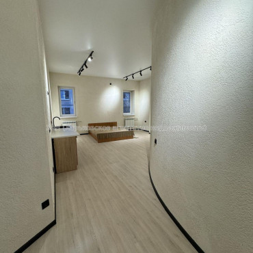 Продам квартиру, Профсоюзный бульв. , 1  ком., 34 м², капитальный ремонт 