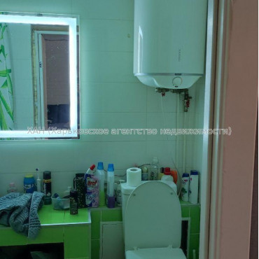 Продам квартиру, Павла Тычины ул. , 3 кім., 89 м², частичный ремонт 