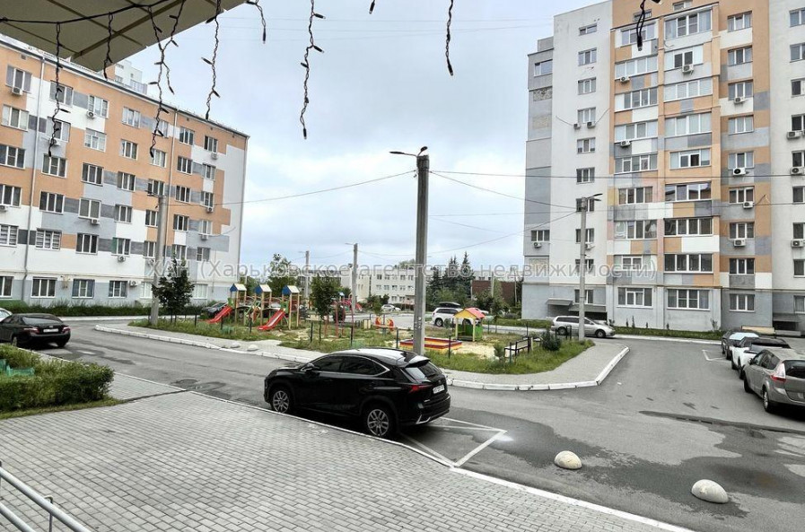 Продам квартиру, Архитекторов ул. , 2 кім., 75 м², евроремонт 