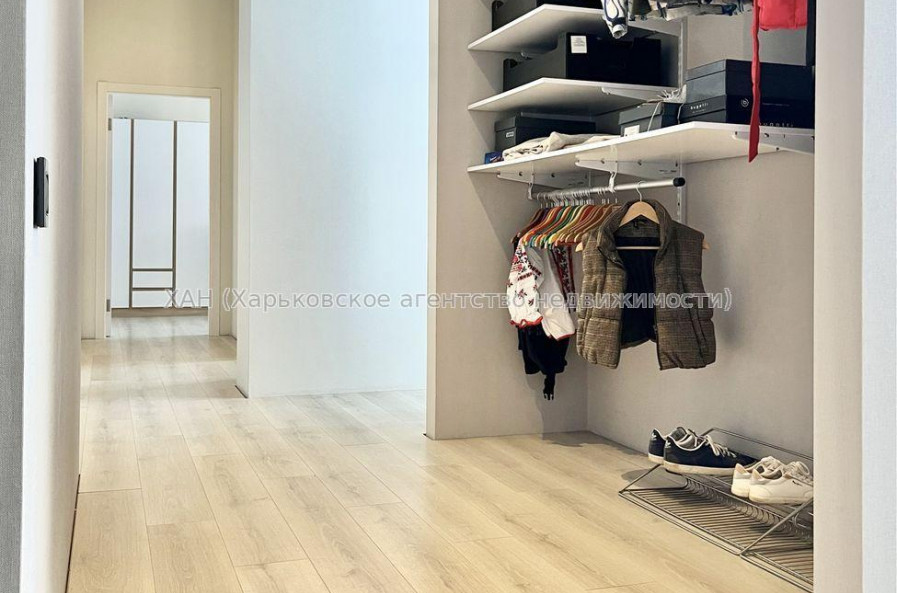 Продам квартиру, Архитекторов ул. , 2 кім., 75 м², евроремонт 