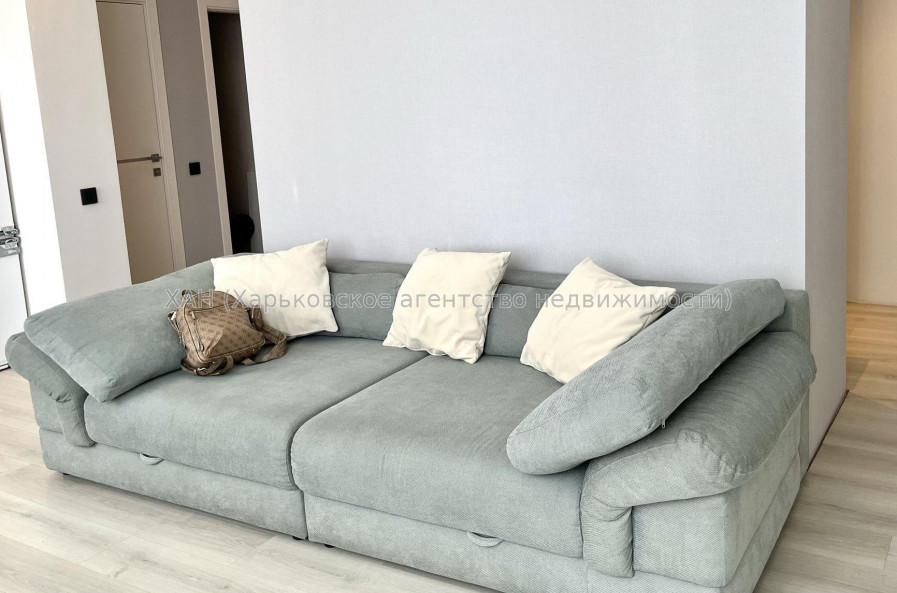 Продам квартиру, Архитекторов ул. , 2 кім., 75 м², евроремонт 